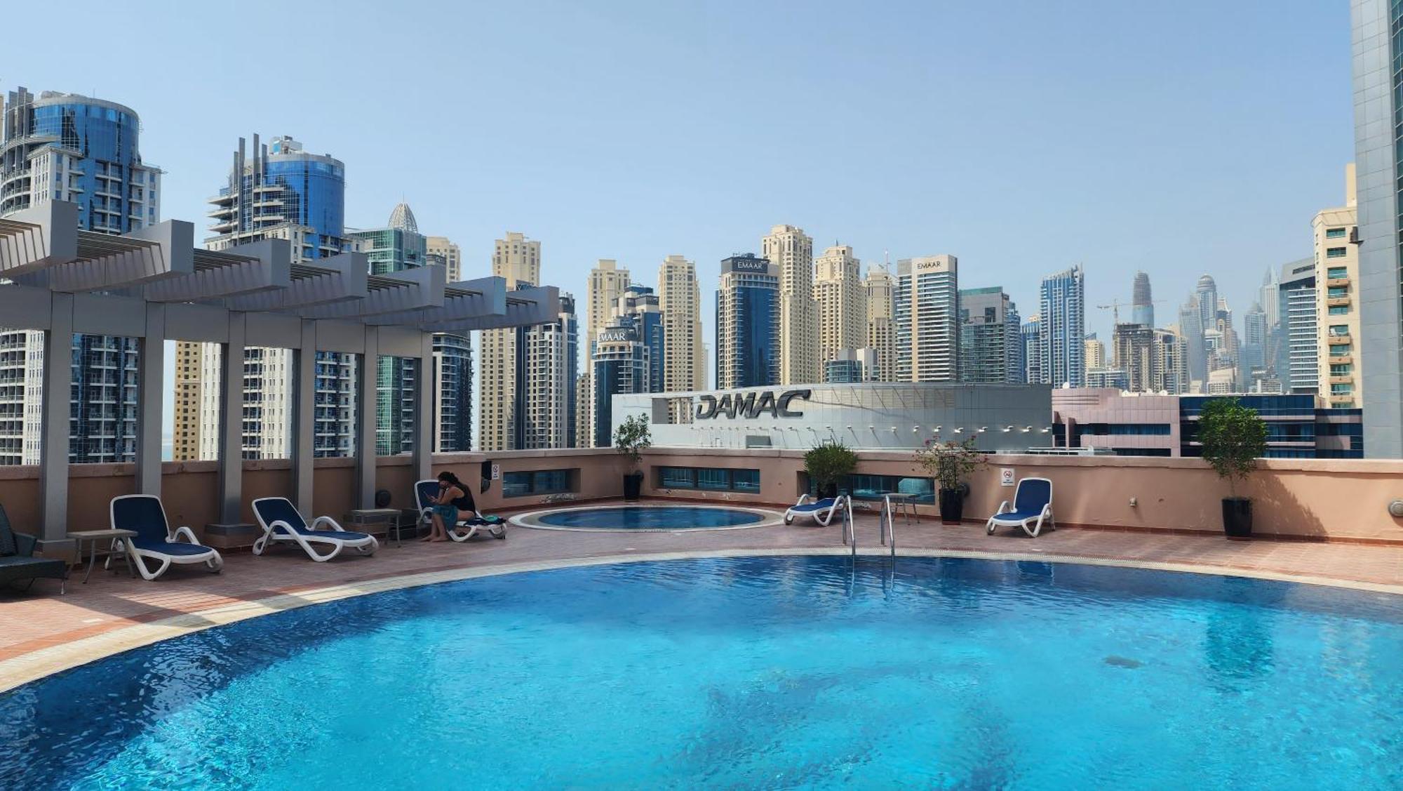 Luxury 1 Bedroom With Sea View Apartment