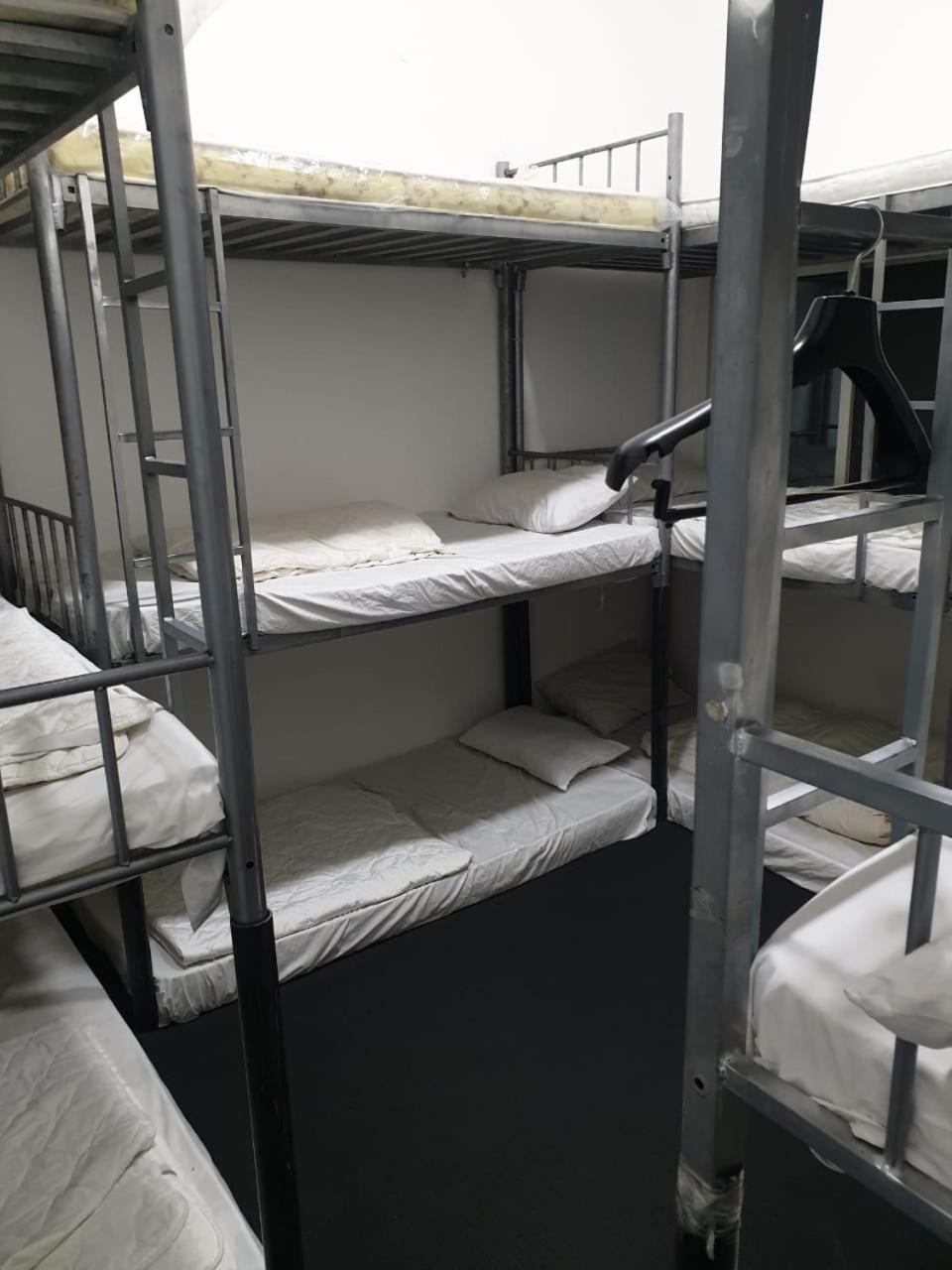 Hostel Hostel, Bedspace And Backpackers *