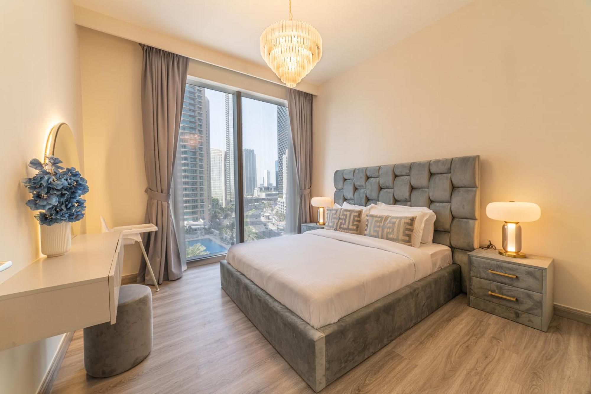First Class 2br With Full Boulevard View Apartment *