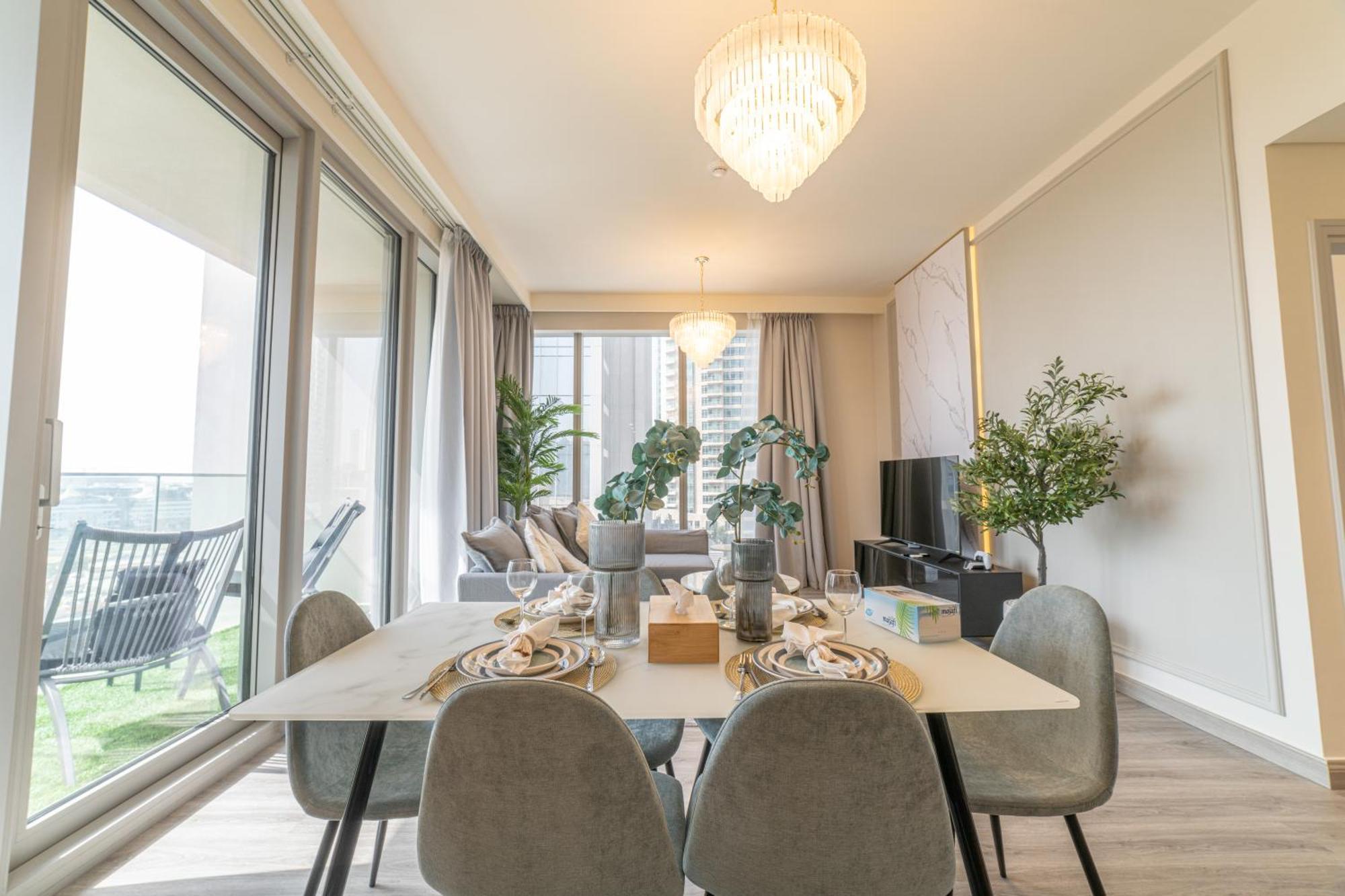 First Class 2br With Full Boulevard View Dubai