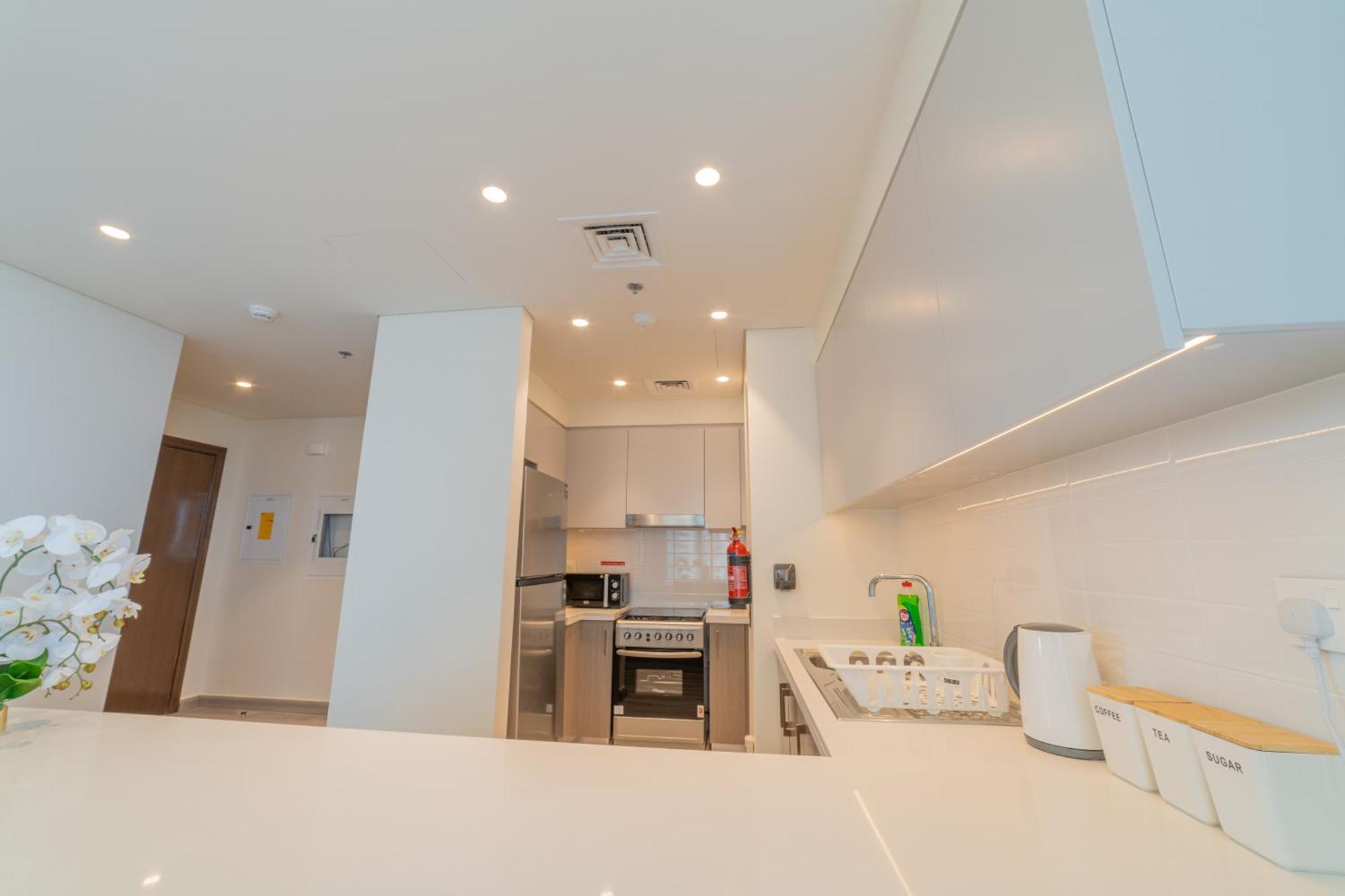 First Class 2br With Full Boulevard View *
