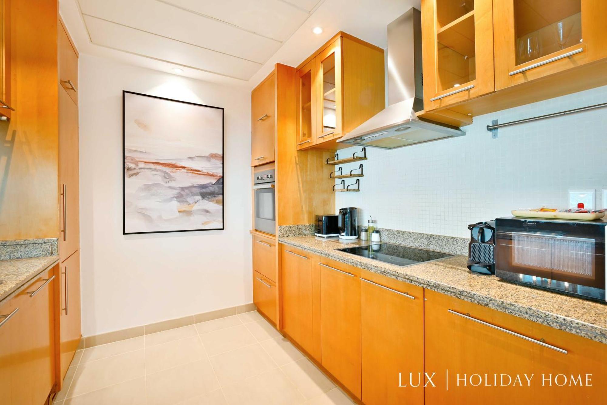 Apartment Lux Marina Promenade 1 Bedroom Prime Location Apt *