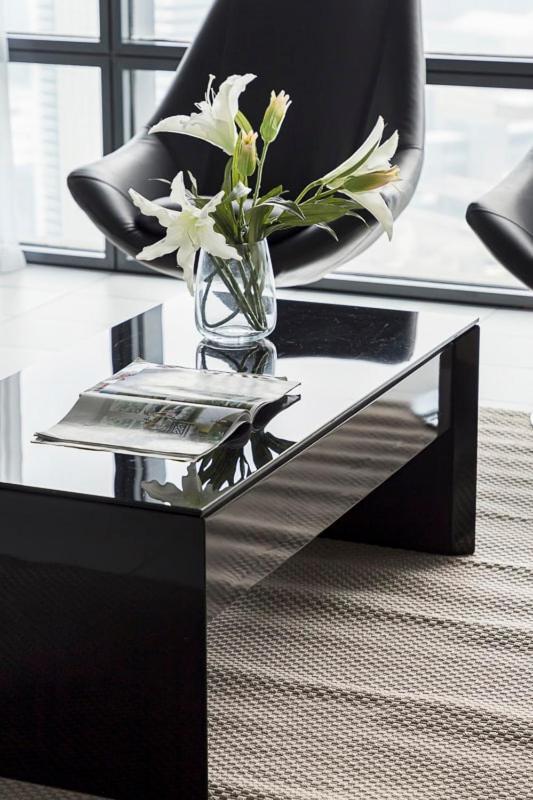 Frank Porter - Index Tower Apartment *