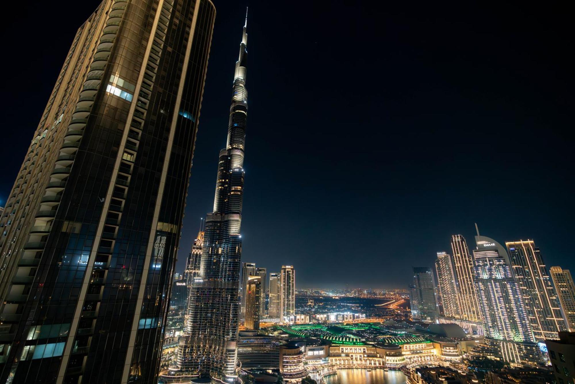 Lux Opera Grand Burj Sea & Fountain View Apartment