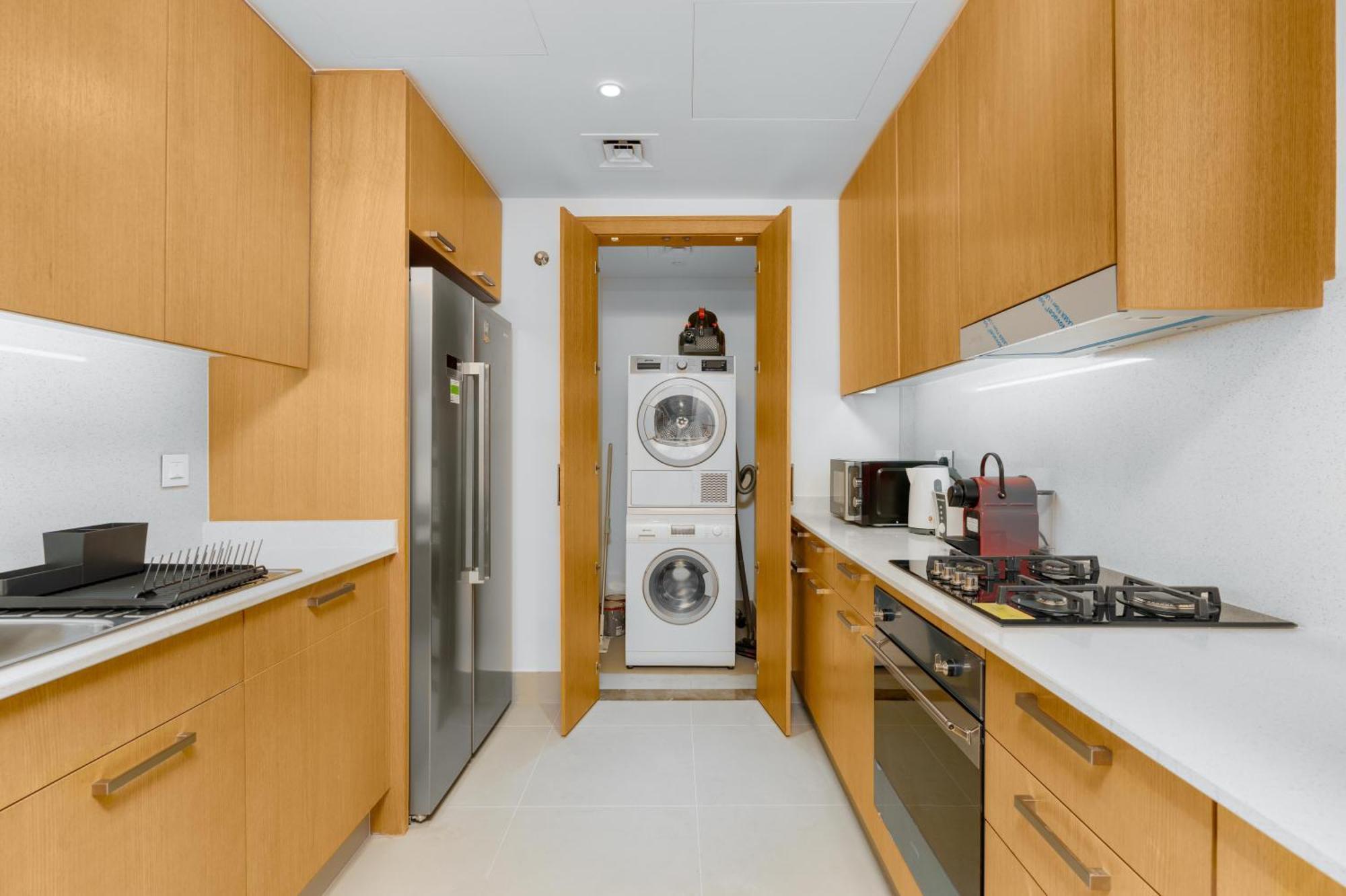 Lux Opera Grand Burj Sea & Fountain View Apartment *
