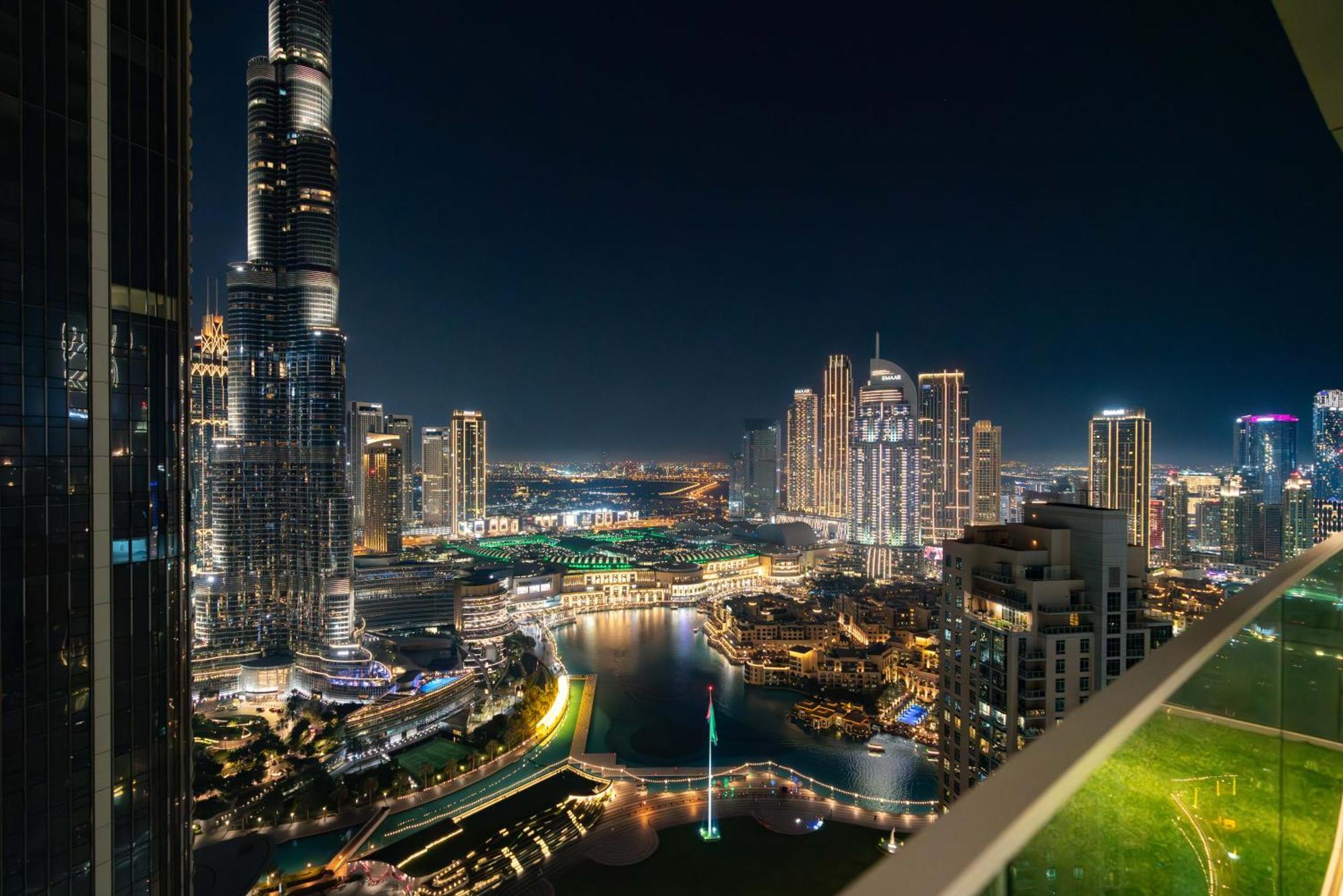 Lux Opera Grand Burj Sea & Fountain View