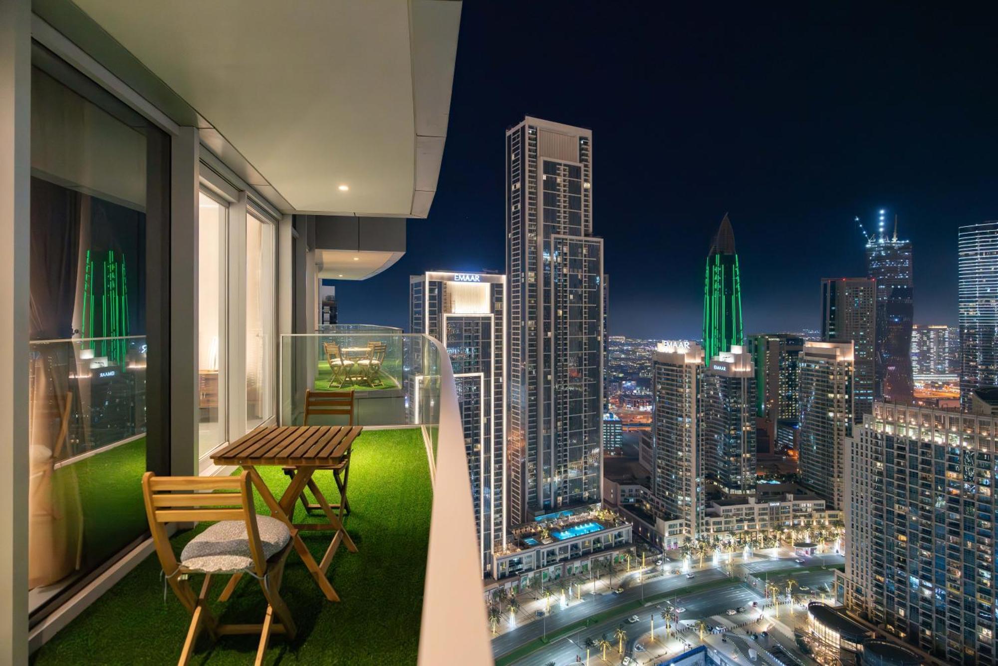 Lux Opera Grand Burj Sea & Fountain View Dubai