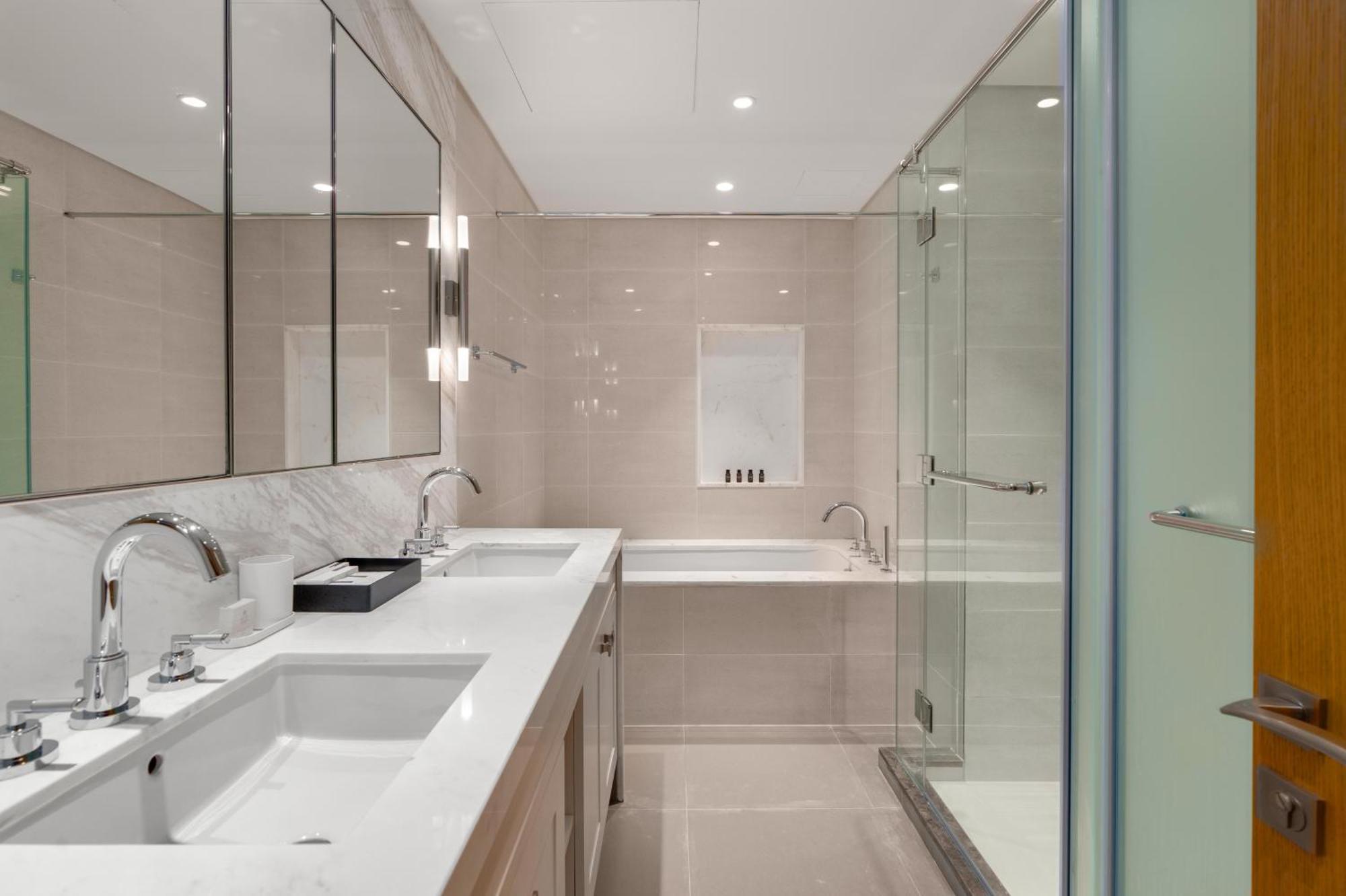 Apartment Lux Opera Grand Burj Sea & Fountain View
