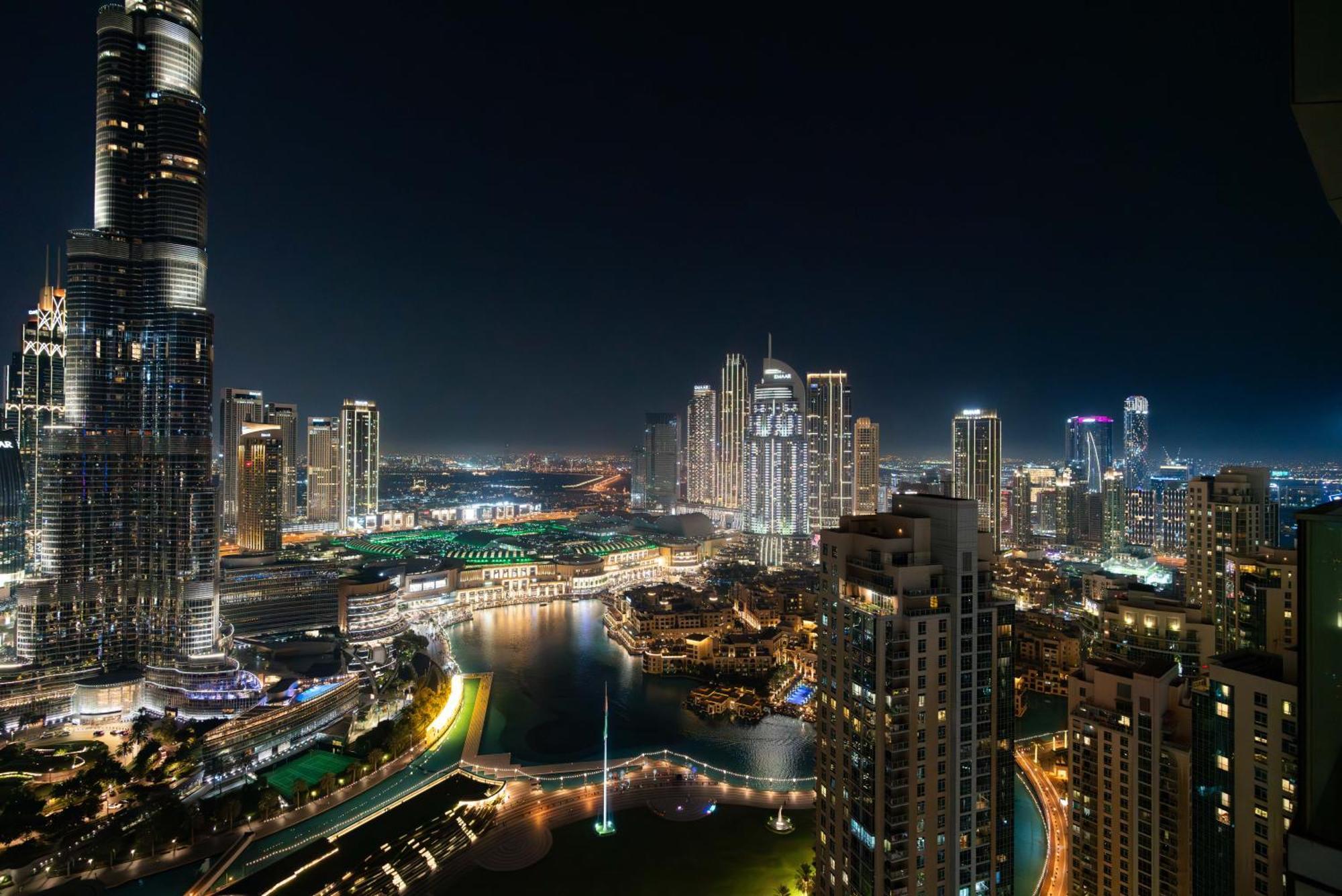 Lux Opera Grand Burj Sea & Fountain View Apartment *