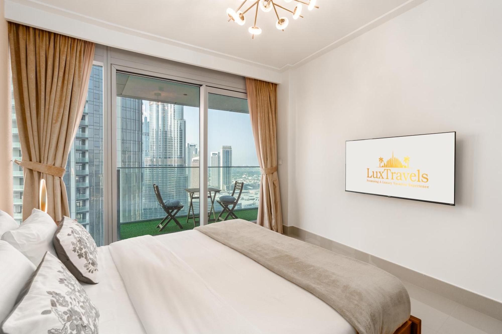 Lux Opera Grand Burj Sea & Fountain View Apartment *