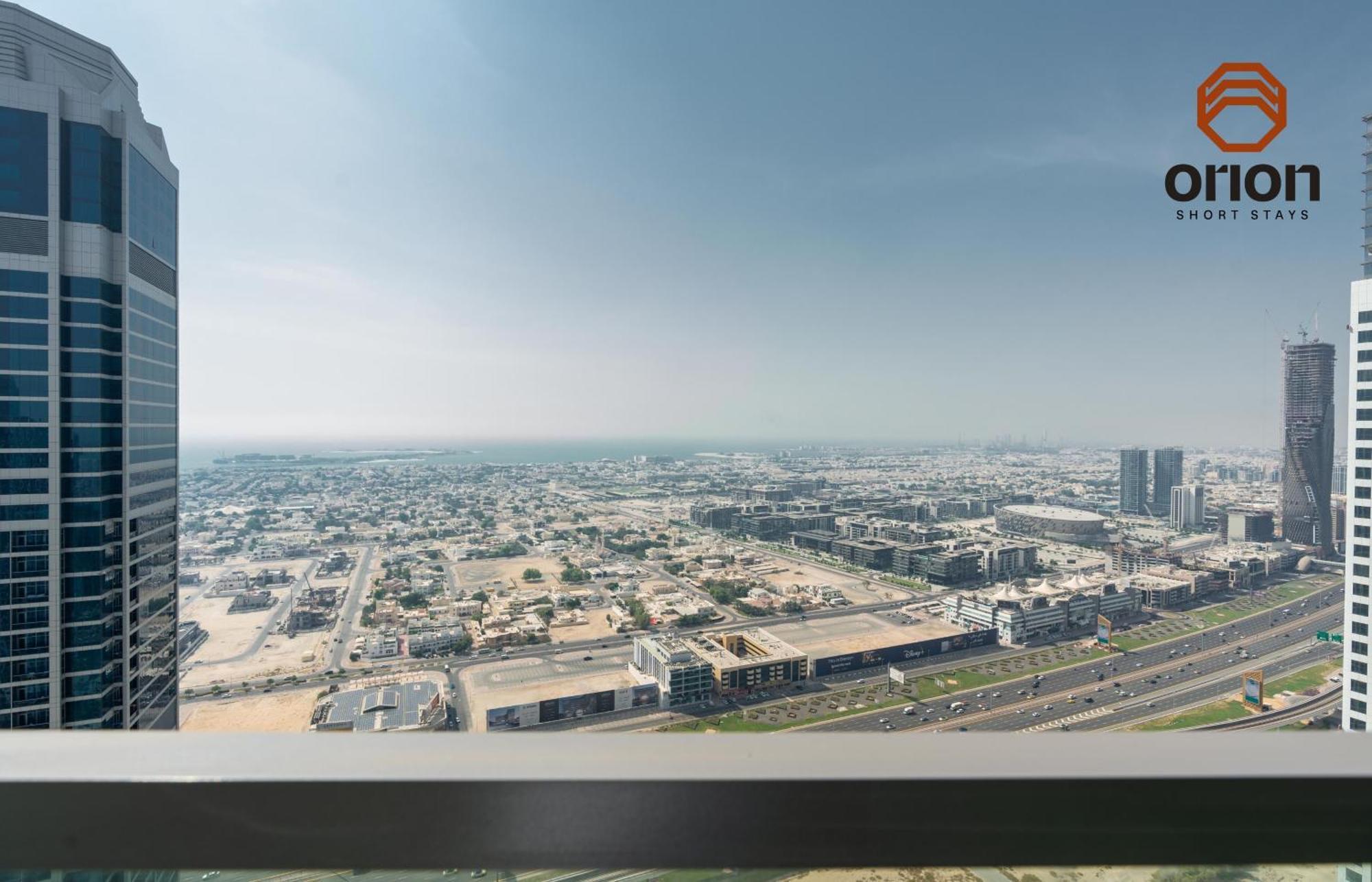 Paramount Skyline: Luxe 2-bed With Burj Views And Rooftop Oasis Apartment Dubai