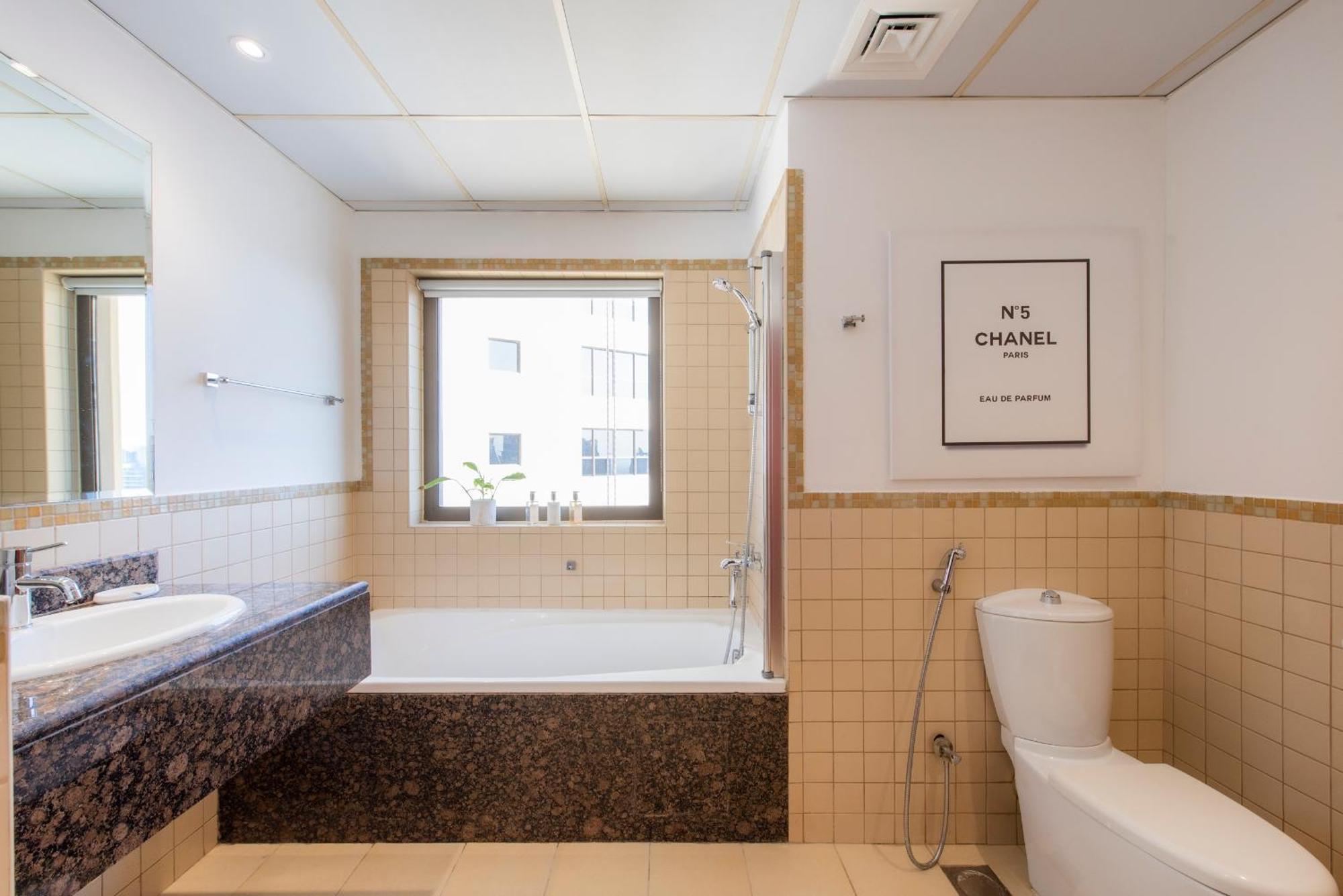 Nasma Luxury Stays- Murjan 6, Jumeirah Apartment