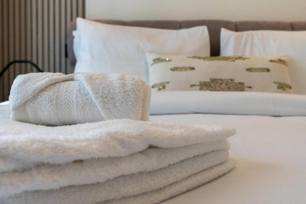 Apartment 10min From Burj Khalifa - Sobha Creek Vistas Reserve *
