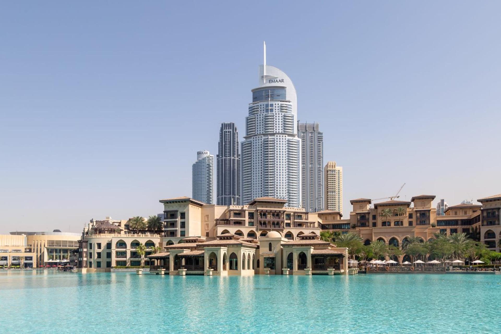 Frank Porter - Emaar Residences Fashion Avenue * Dubai