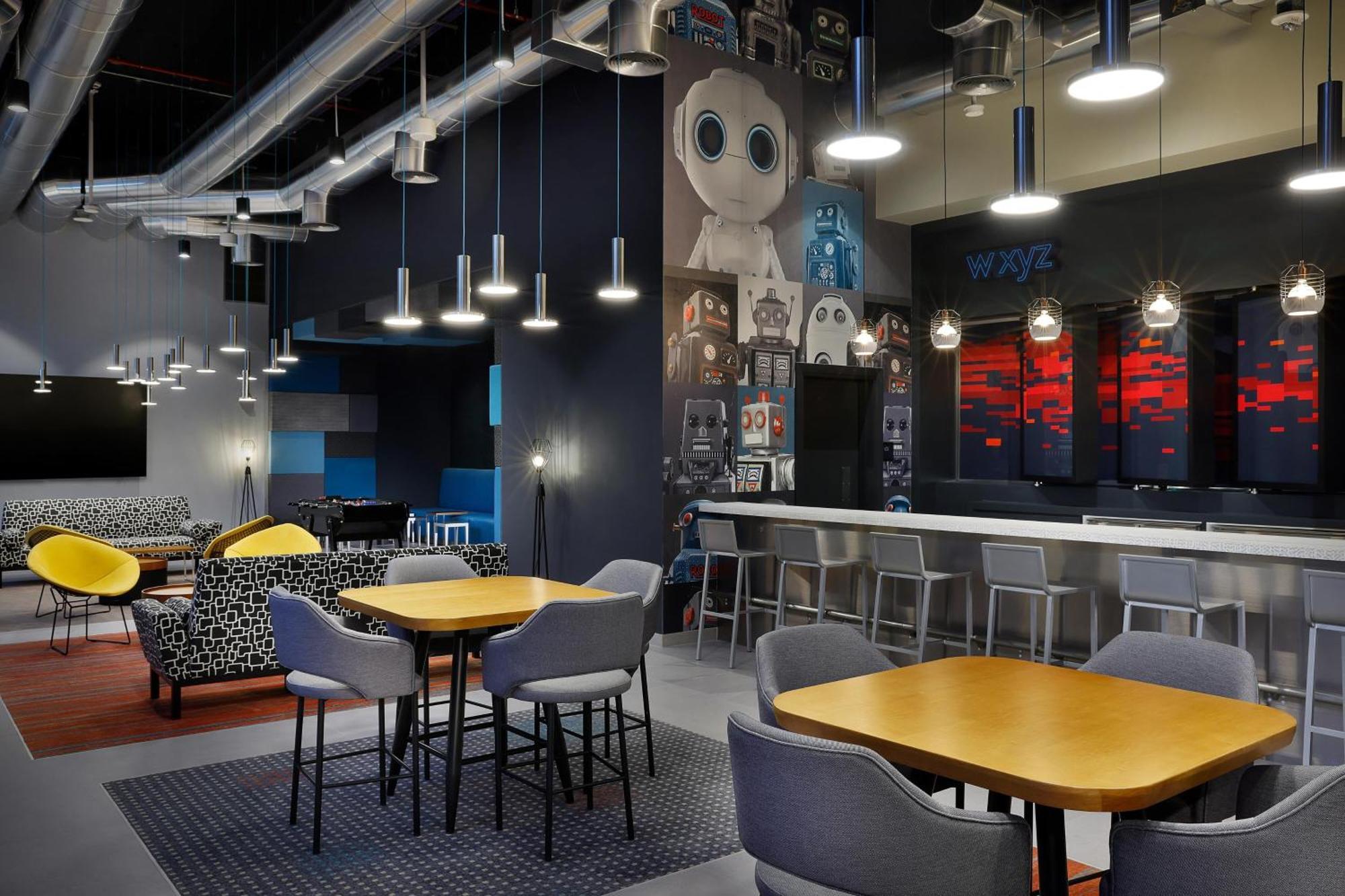 Aloft Al Mina, Jumeirah Hotel Dubai