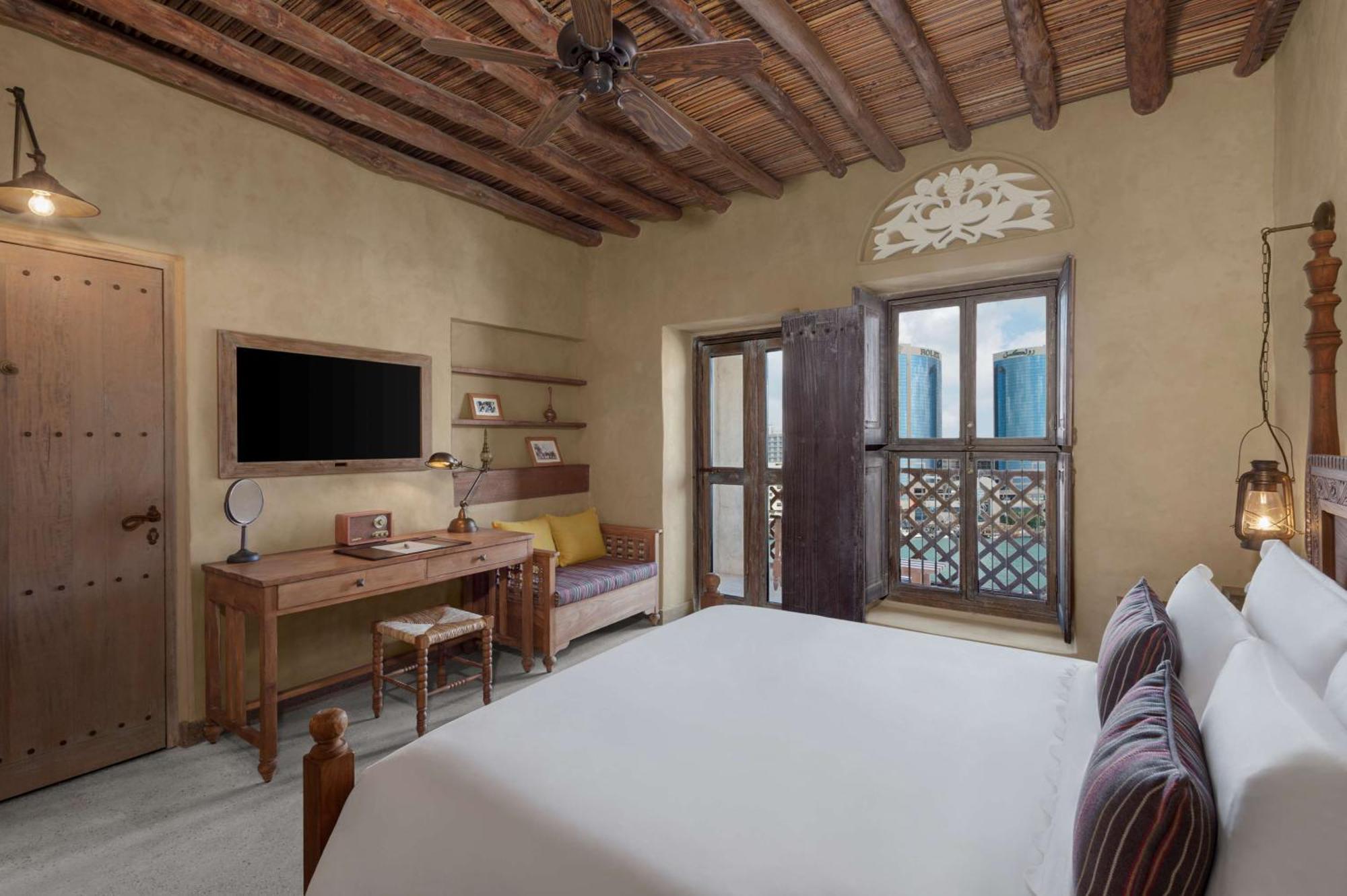 Al Seef Heritage Dubai, Curio Collection By Hilton 4* Dubai