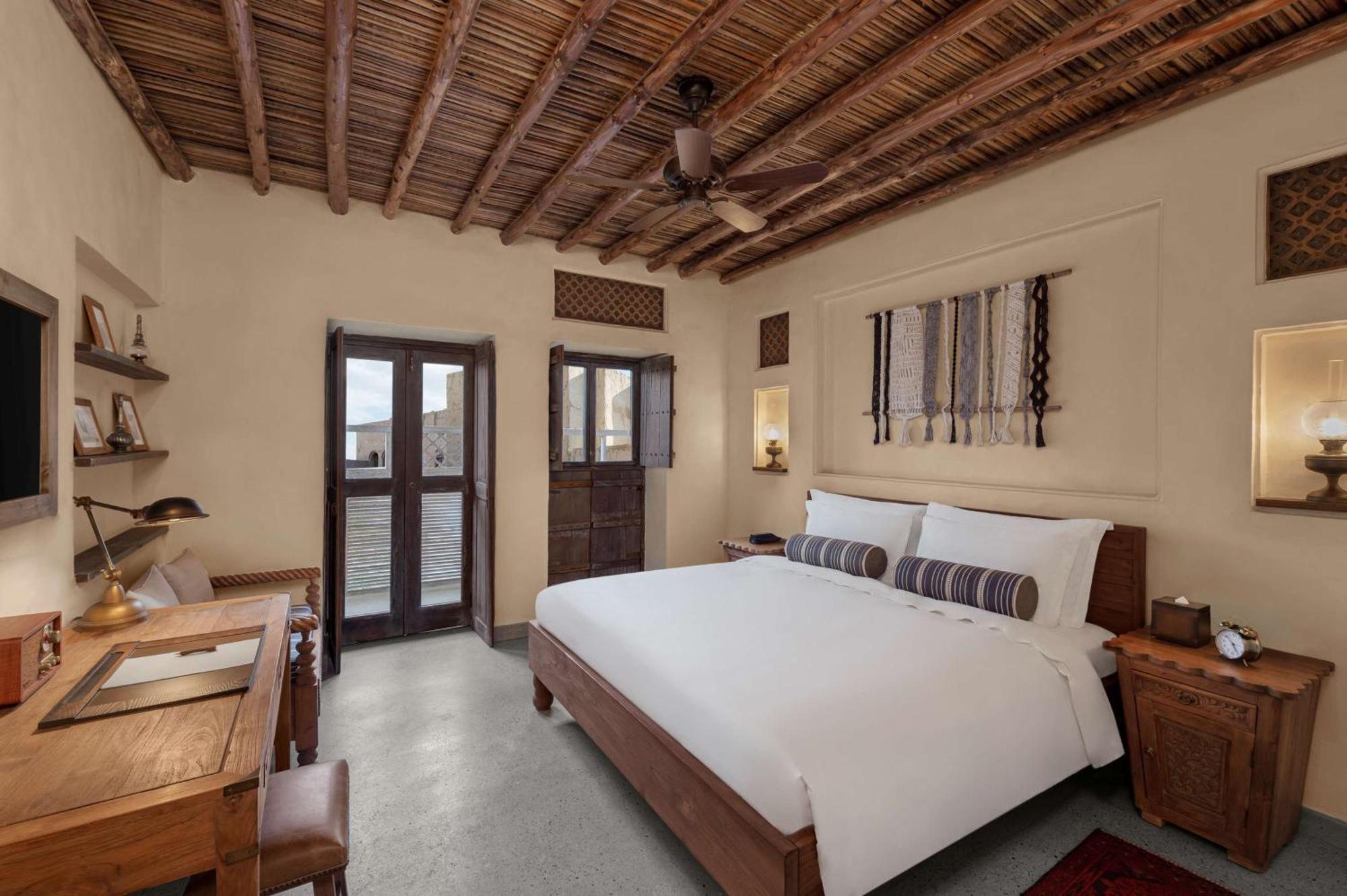 Al Seef Heritage Dubai, Curio Collection By Hilton 4*