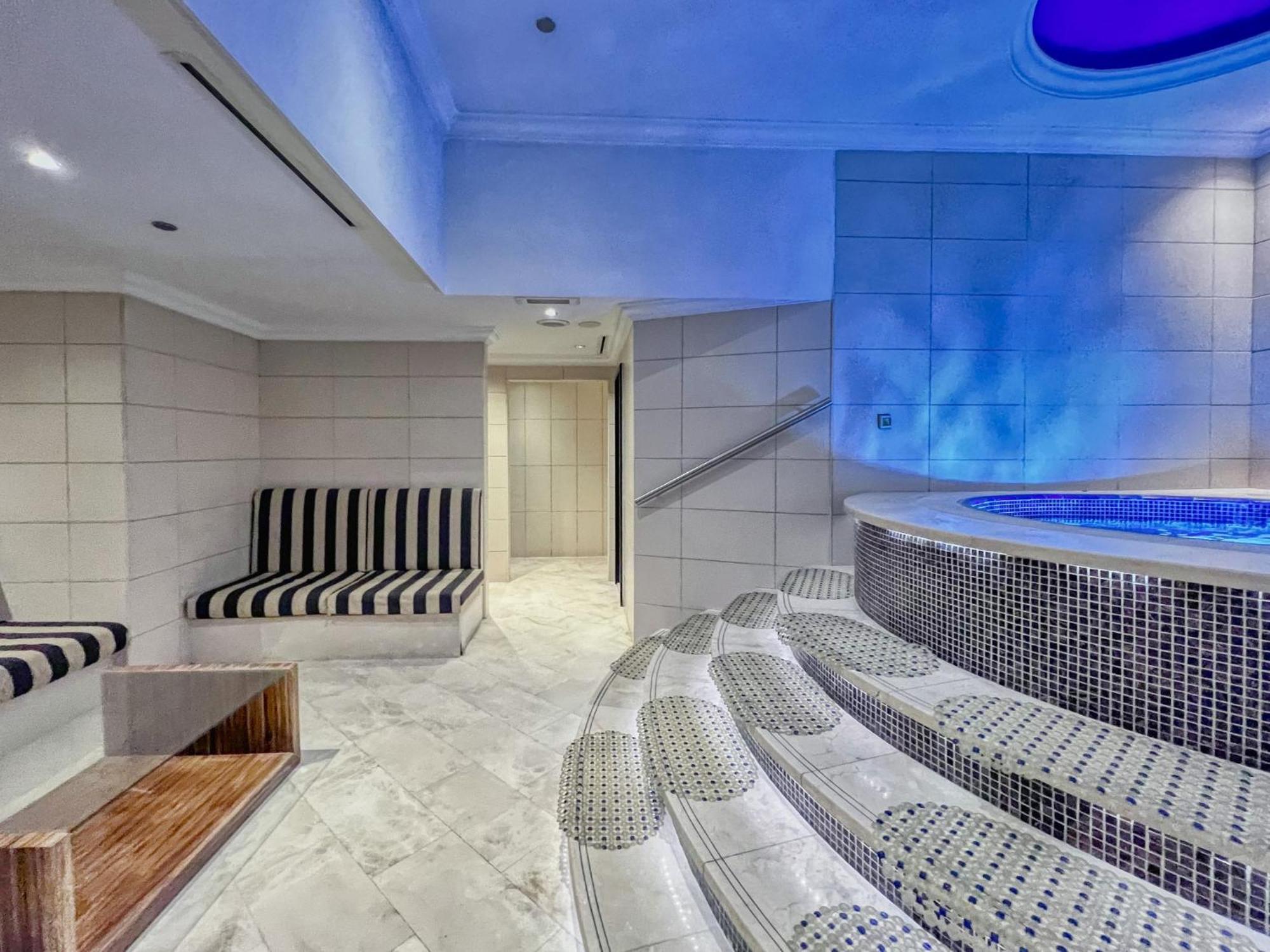 The Smart Concierge - Marinascape Oceanic Apartment Dubai