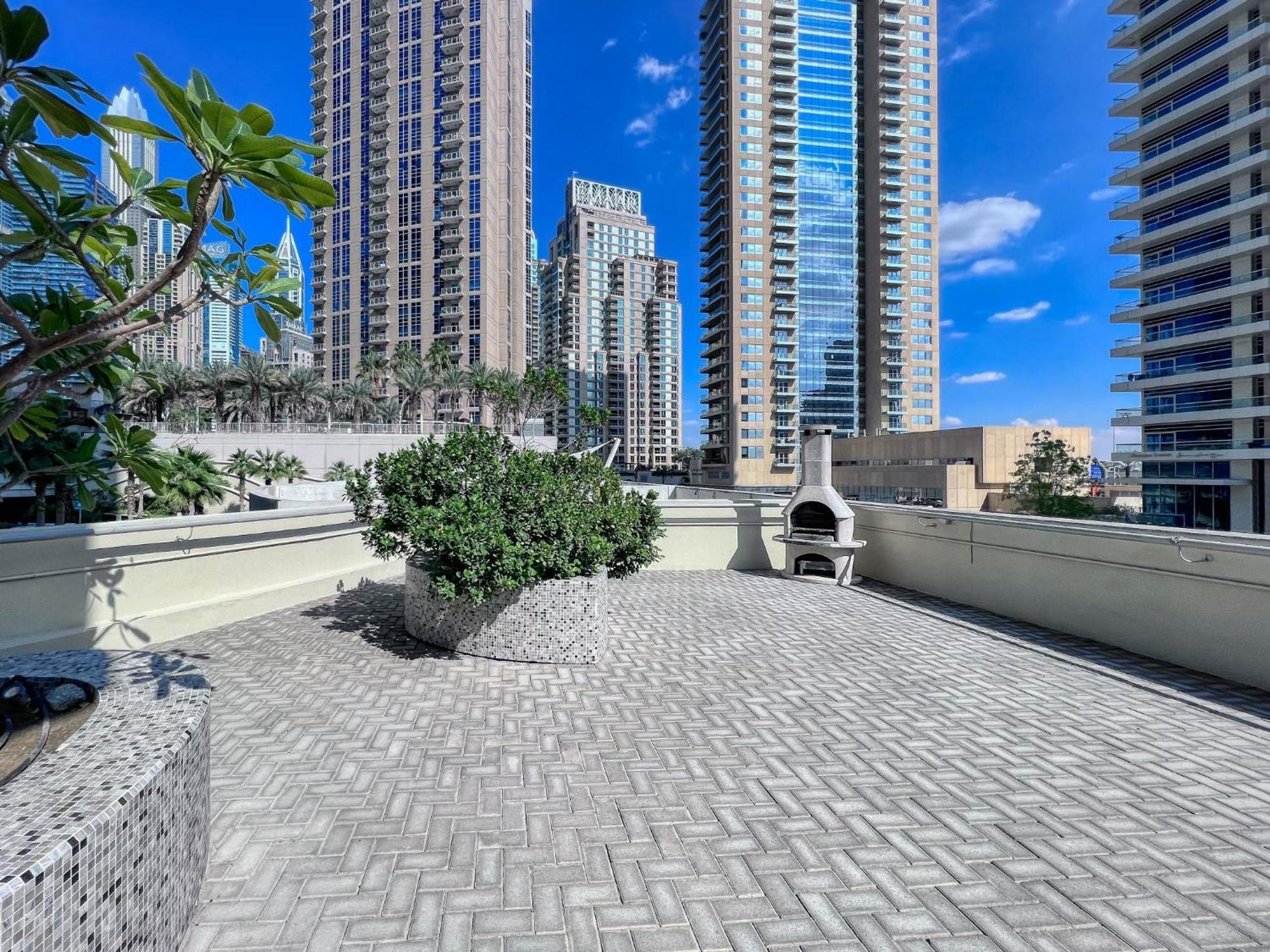 The Smart Concierge - Marinascape Oceanic Apartment Dubai