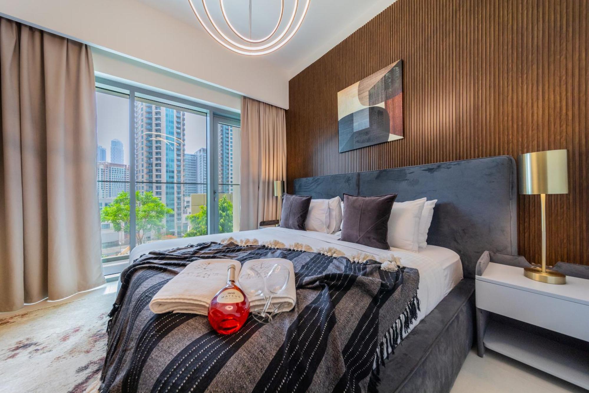 Apartment Eden's Homes & - Burj Royale *