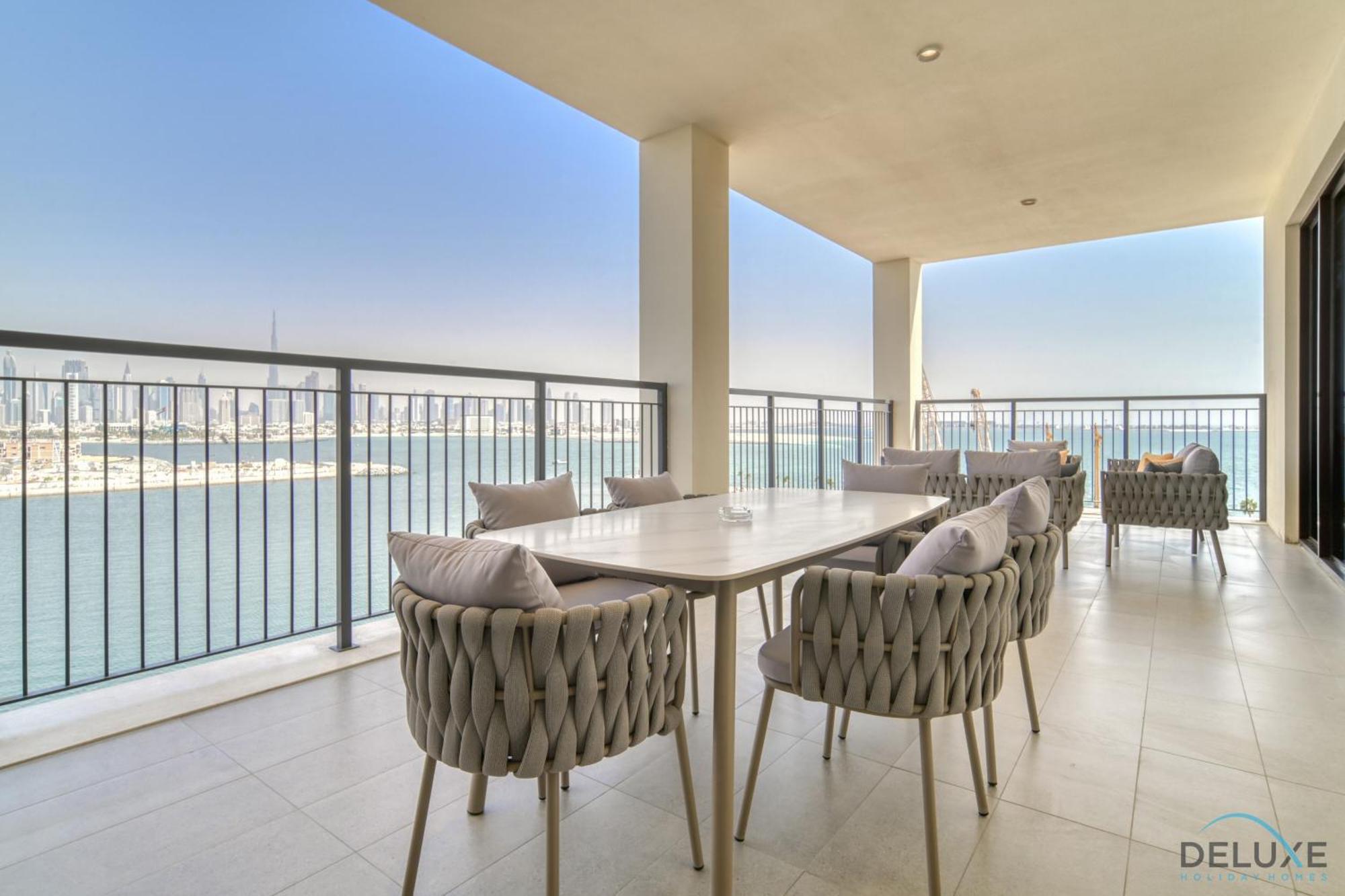 Peaceful 4br Penthouse With Assistant At Le Pont Jumeirah By Deluxe Homes *