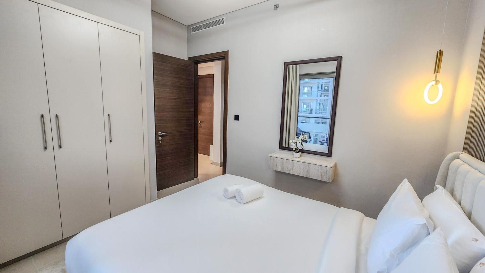Apartment By Latinem Luxury 1br Cv B905 Near Burj Khalifa