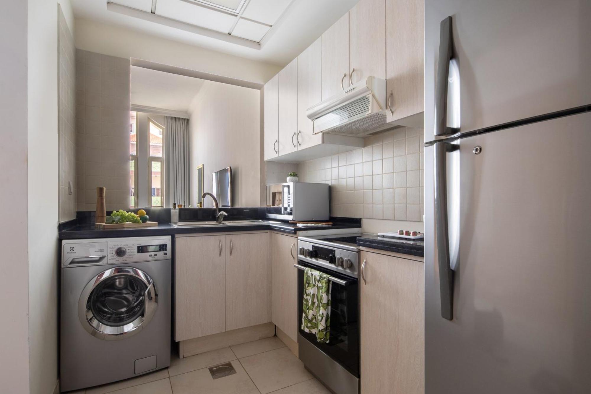 Apartment Frank Porter - Canal Dubai