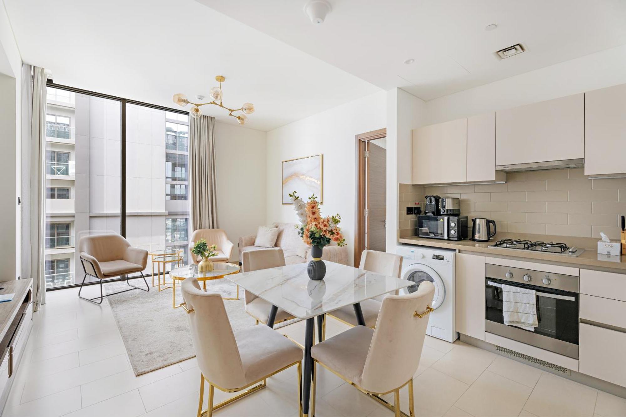 Daire Beautiful 2 Bedroom Next To Business Bay - Sobha Creek Vista *