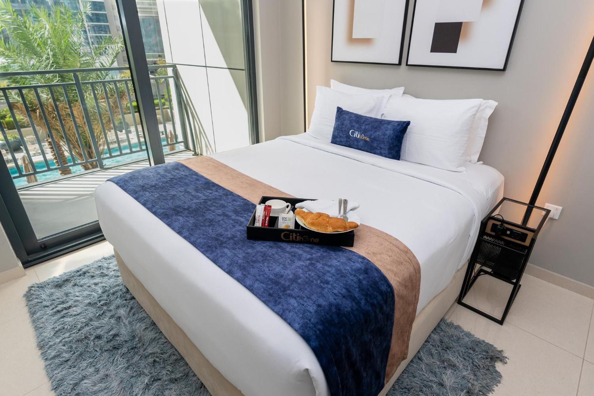 Apartment Citihome -1br With Balcony & Pool View In Zada Tower *