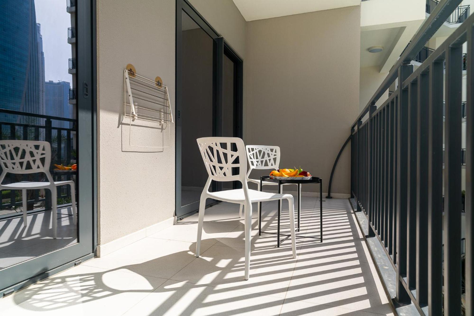 Citihome -1br With Balcony & Pool View In Zada Tower Apartment