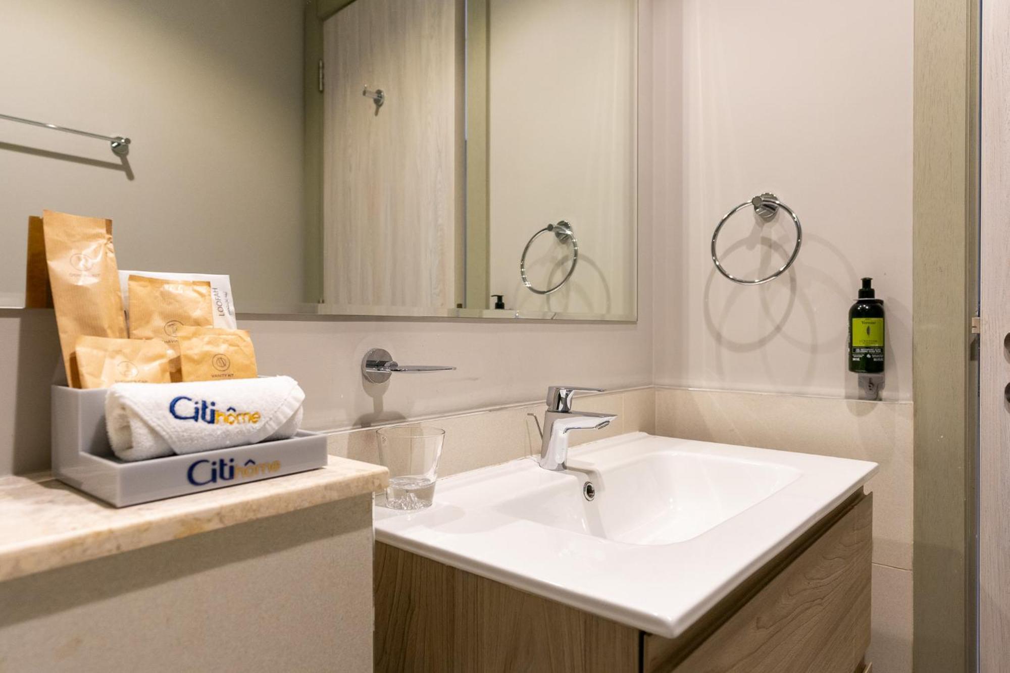 Citihome -1br With Balcony & Pool View In Zada Tower Apartment