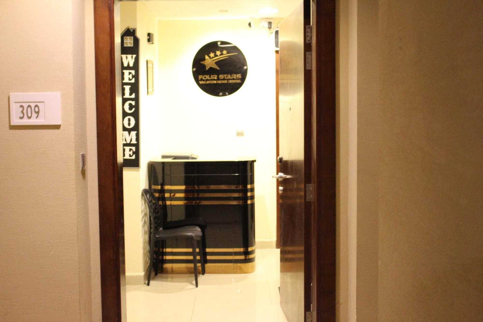 Four Stars Dubai