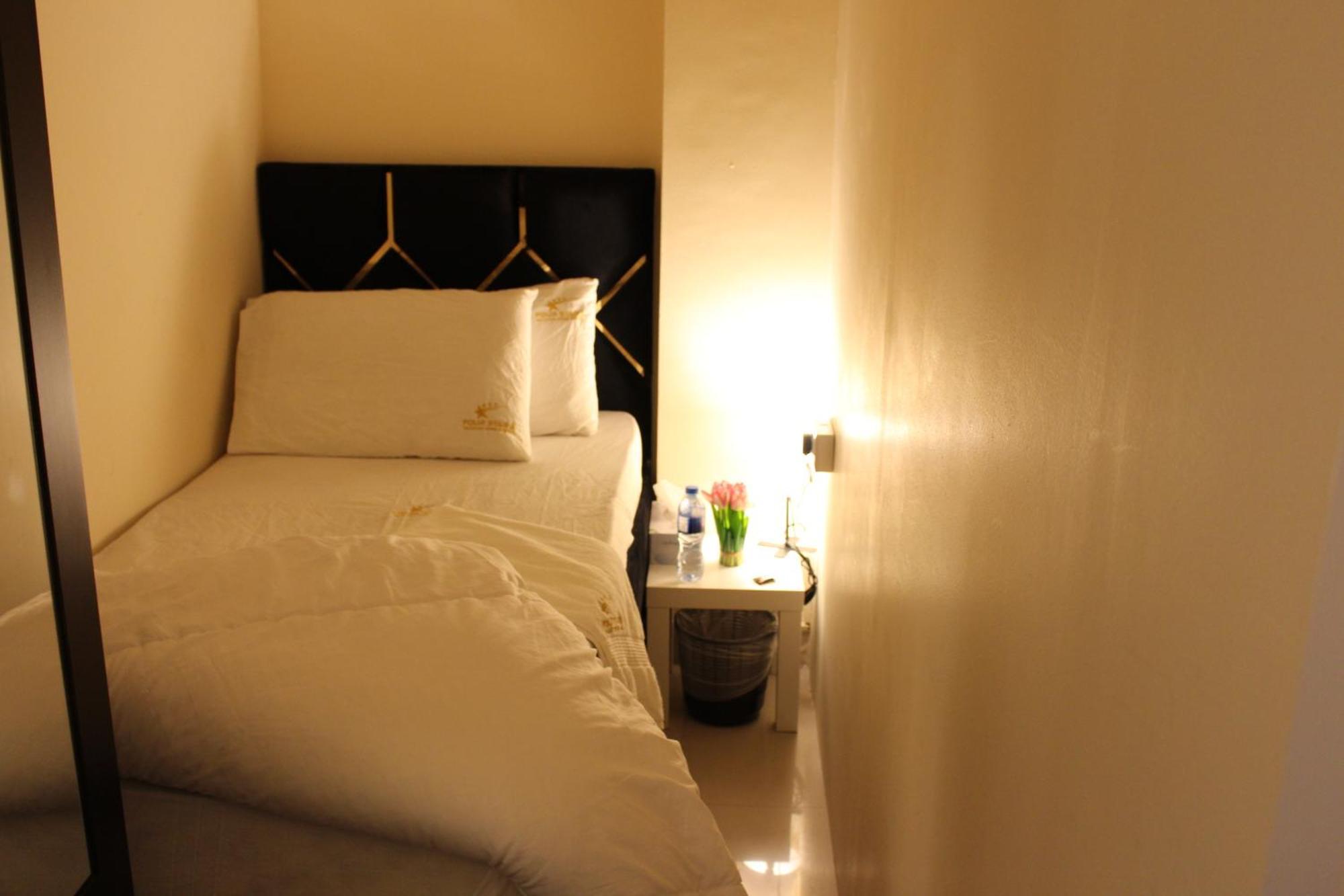 Four Stars Hostel Dubai
