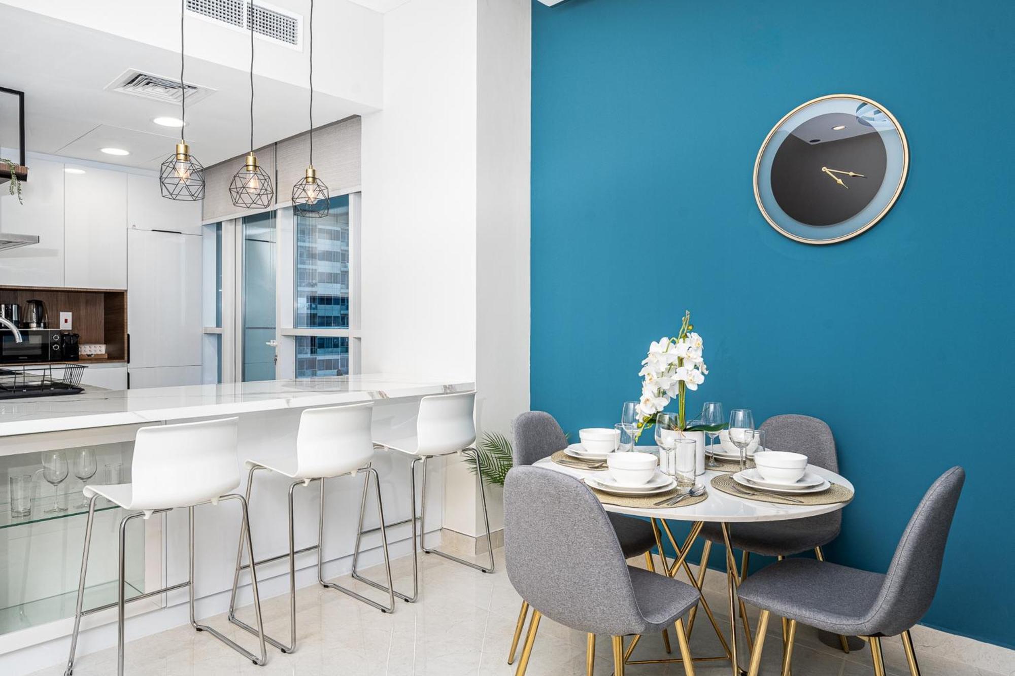 Apartment Vibrant 1br At Prime Location Marina By Deluxe Homes