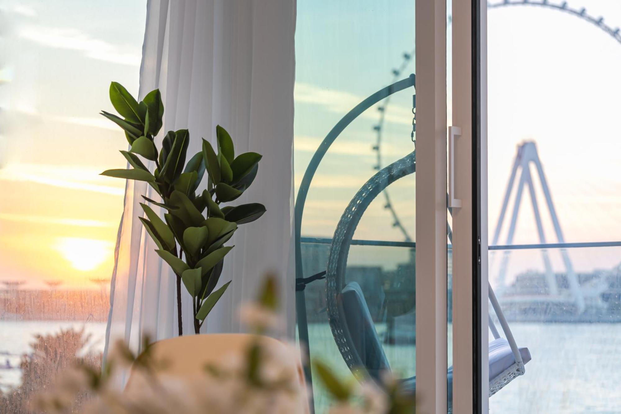 Magical Jbr With Private Access!