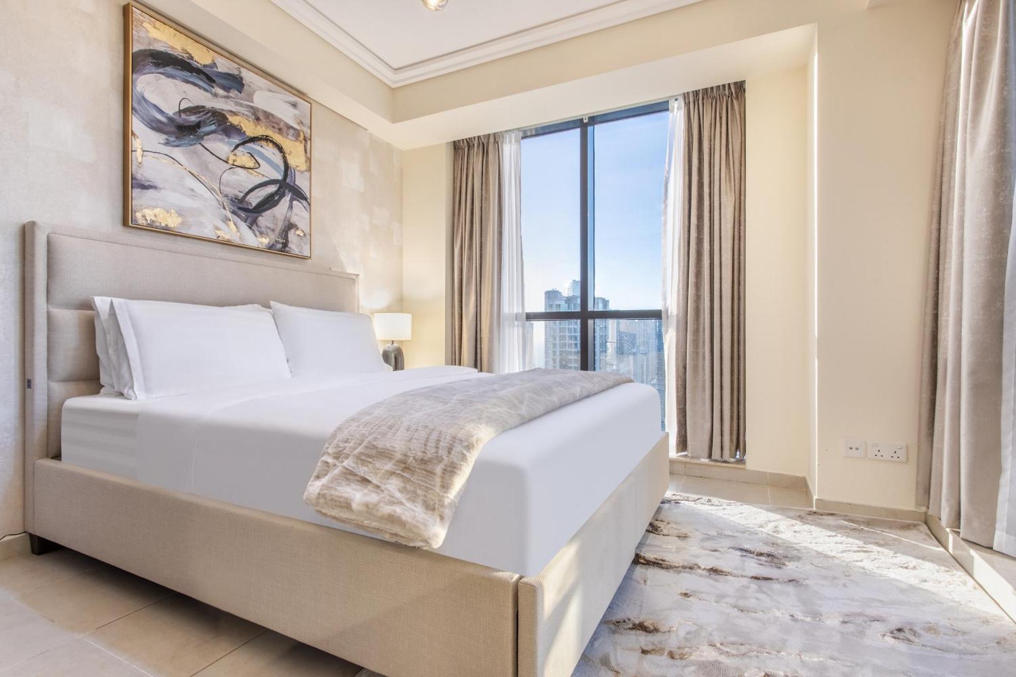 Apartamento 3 Bedroom Luxurious View Dubai
