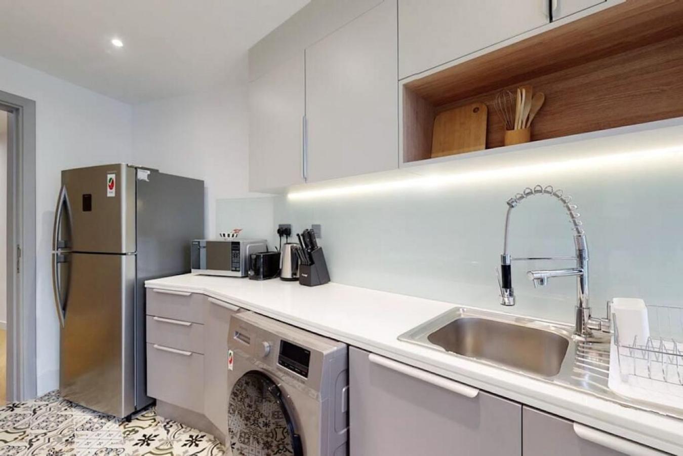 Apartment Large And Trendy - - Jlt Dubai