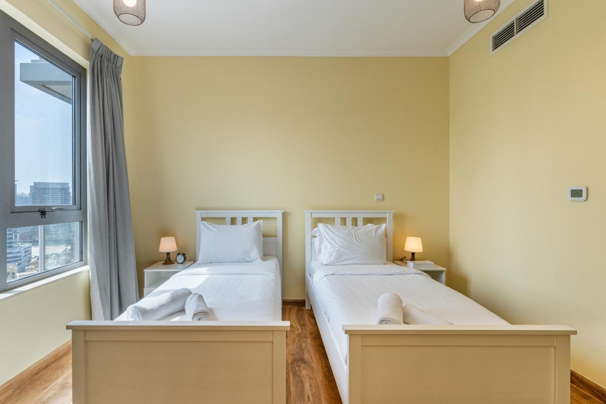 2br In The With Fireworks View,near Mall - Allsopp&allsopp Apartment Dubai