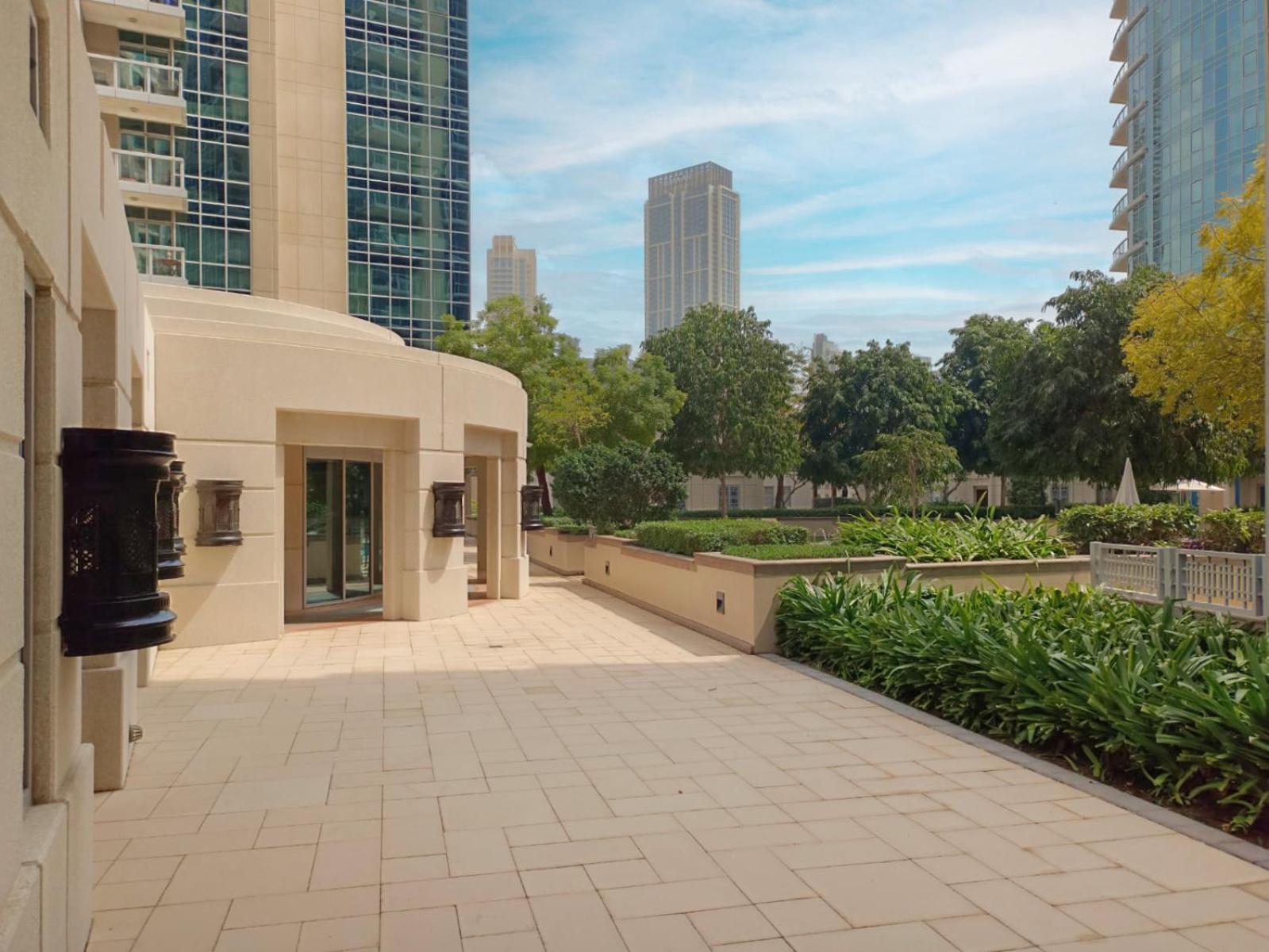 2br In The With Fireworks View,near Mall - Allsopp&allsopp Apartment