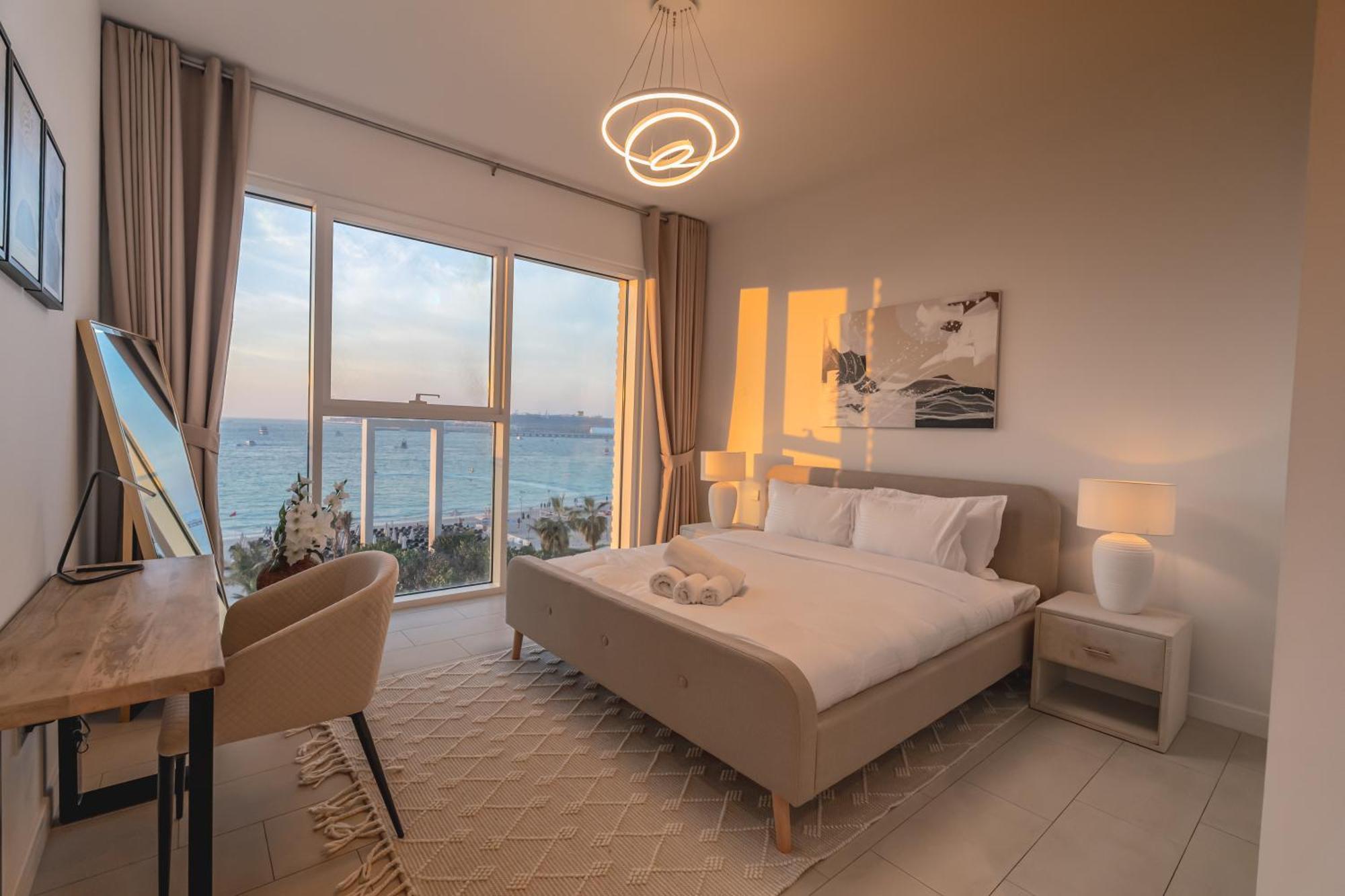 Apartment Magical Jbr With Private Access! Dubai