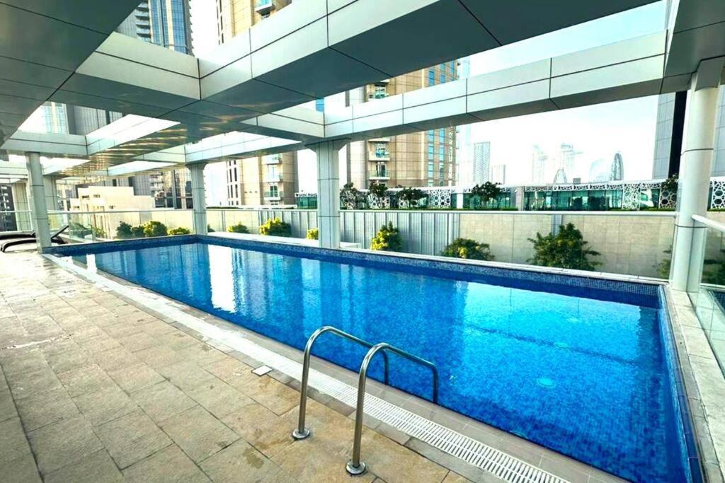 1br + Maid In Downtown * Dubai