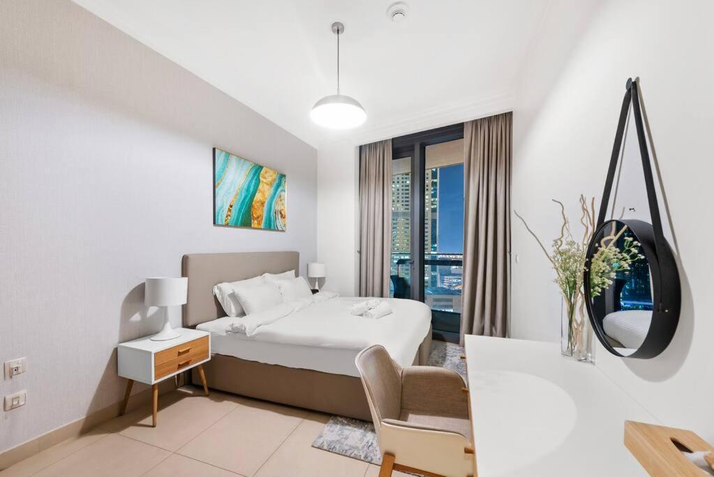 First Class 1br Beautifully Furnished Dubai