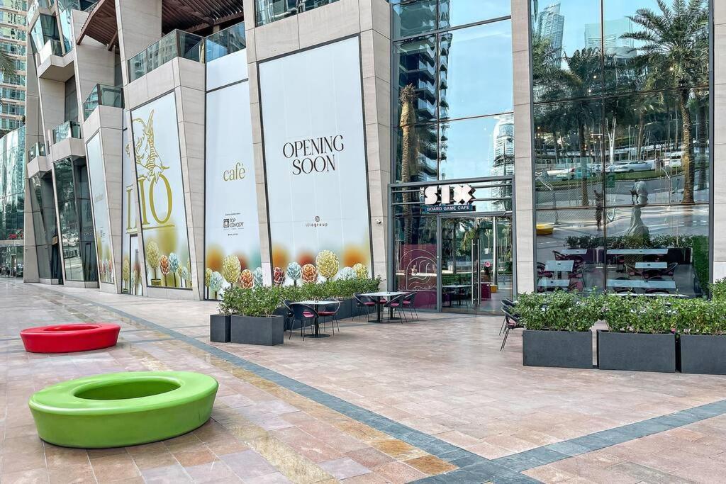 Apartment First Class 1br Beautifully Furnished Dubai