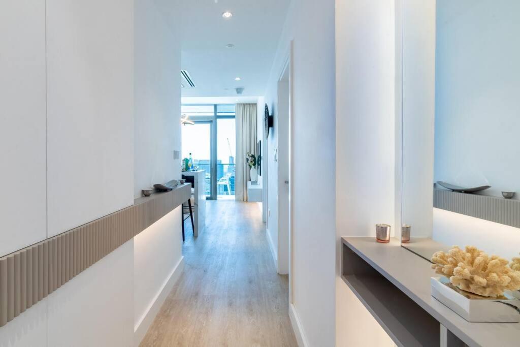First Class 1br High Floor With Magical View * Dubai