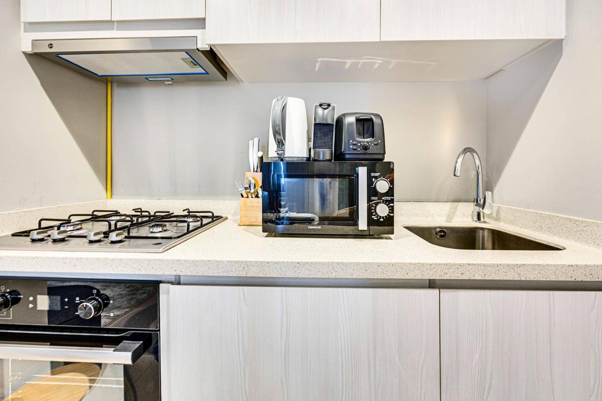Brand New Cozy 1 Bedroom In Business Bay *
