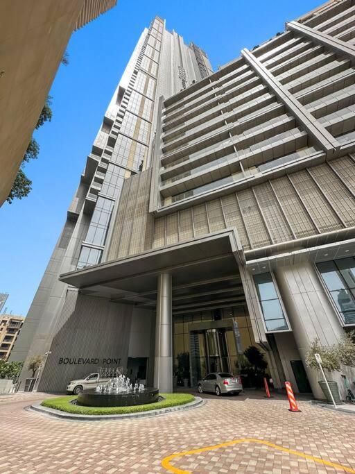 Apartment Elegant Burj View Flat Metro Access, Great Amenities Dubai
