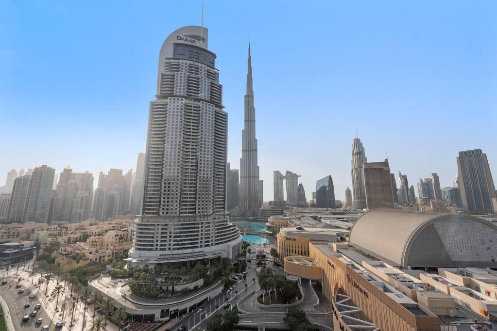 Apartment Elegant Burj View Flat Metro Access, Great Amenities Dubai