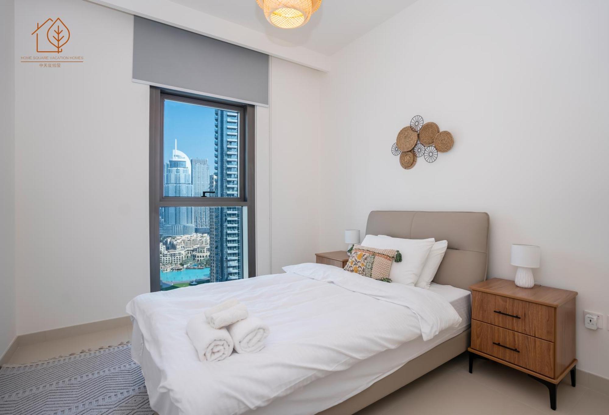 Family From High Floor Burj Khalifa Views 183bc-3 Apartment *