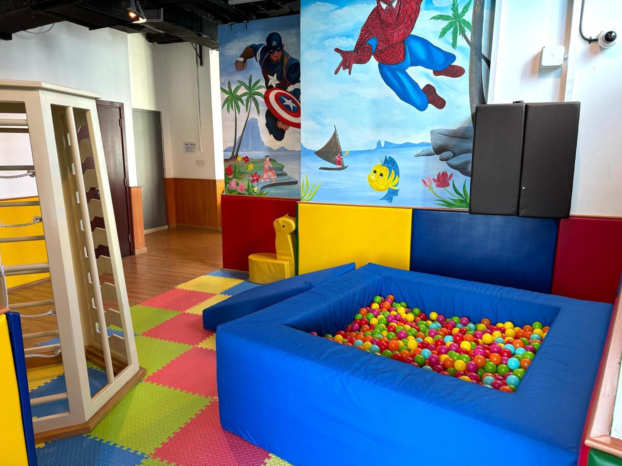Elegant Marina & Sea View Studio In Bay Central Tower, Marina With Modern Gym & Pool, Steps To Jbr Beach & Metro * Dubai