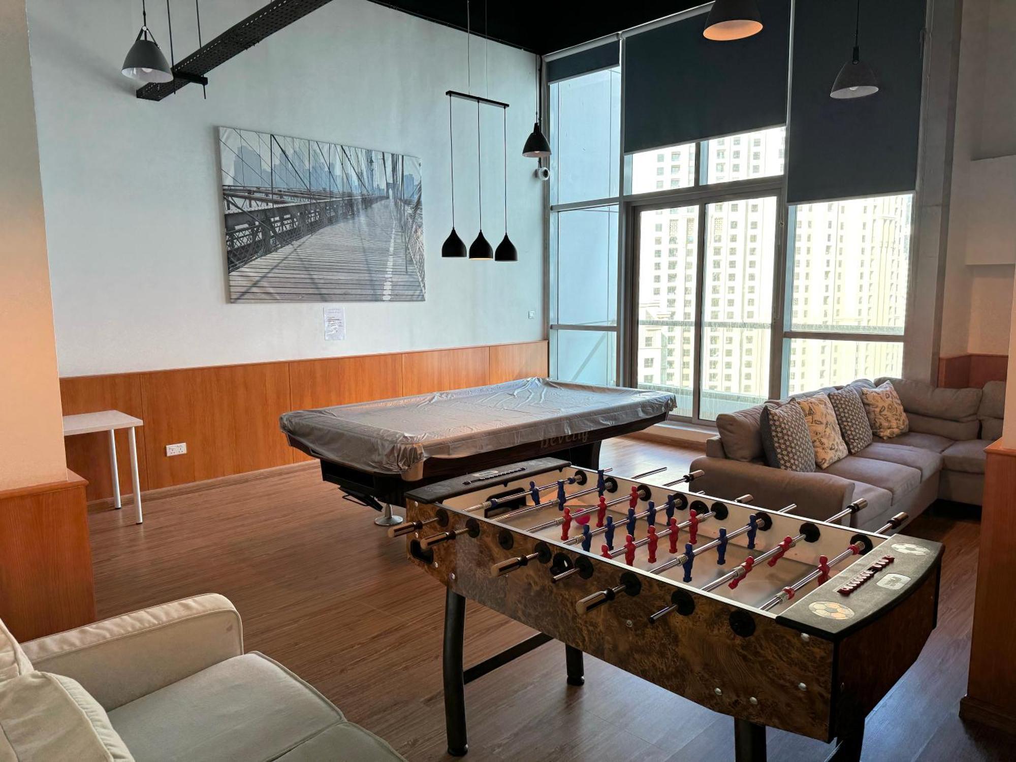 Elegant Marina & Sea View Studio In Bay Central Tower, Marina With Modern Gym & Pool, Steps To Jbr Beach & Metro * Dubai